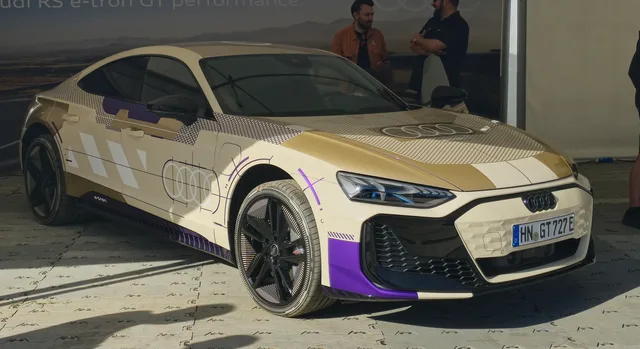 File:2024 Audi e-tron GT RS Performance.jpg
