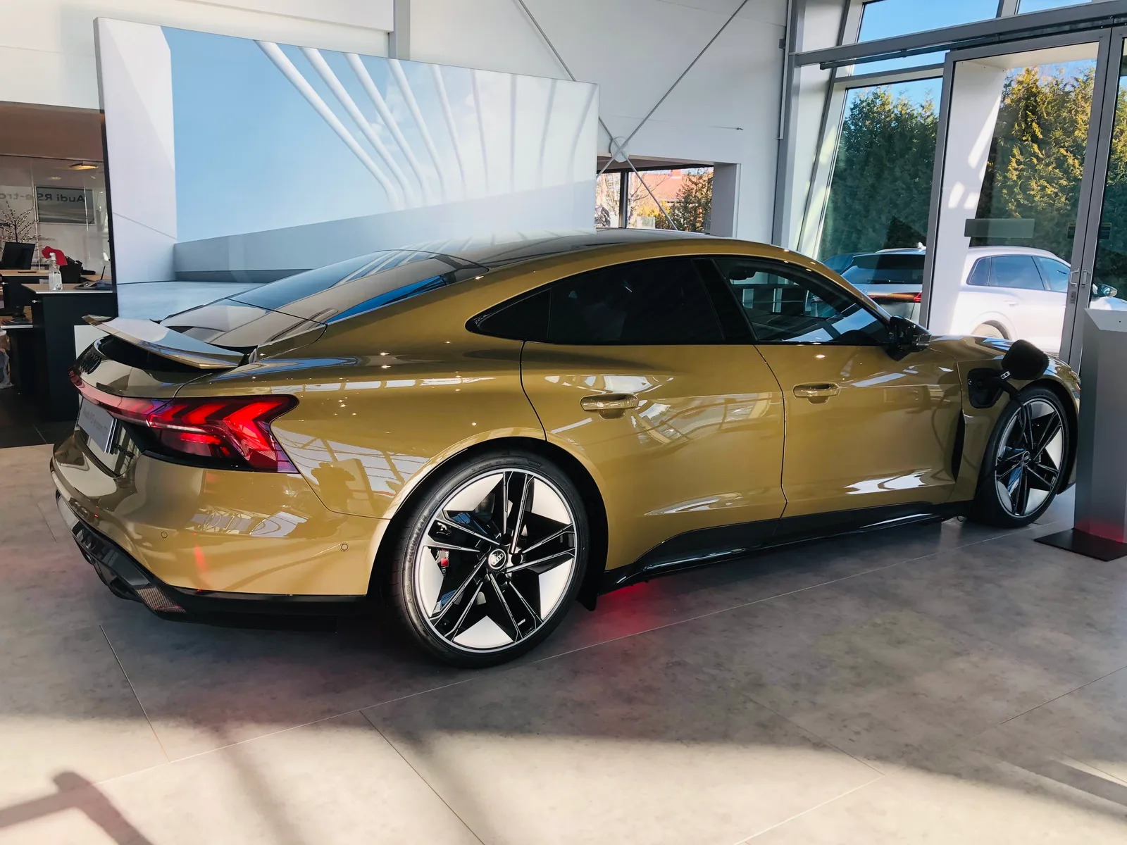 e-tron GT, quattro
