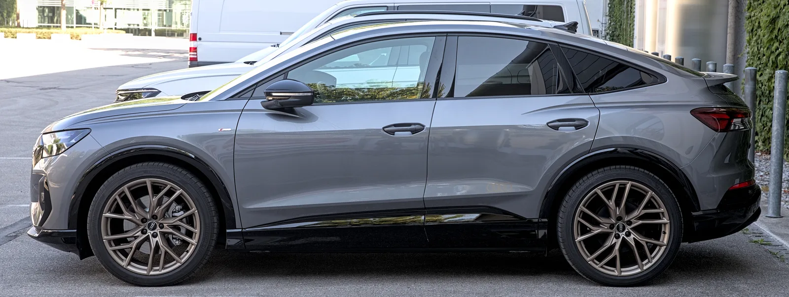 Q4 Sportback e-tron