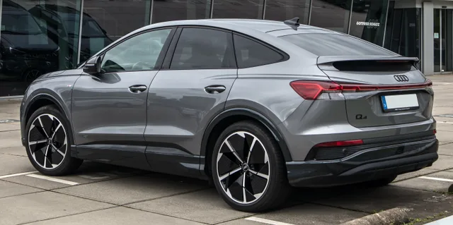 File:Audi Q4 Sportback e-tron – h 18042025.jpg