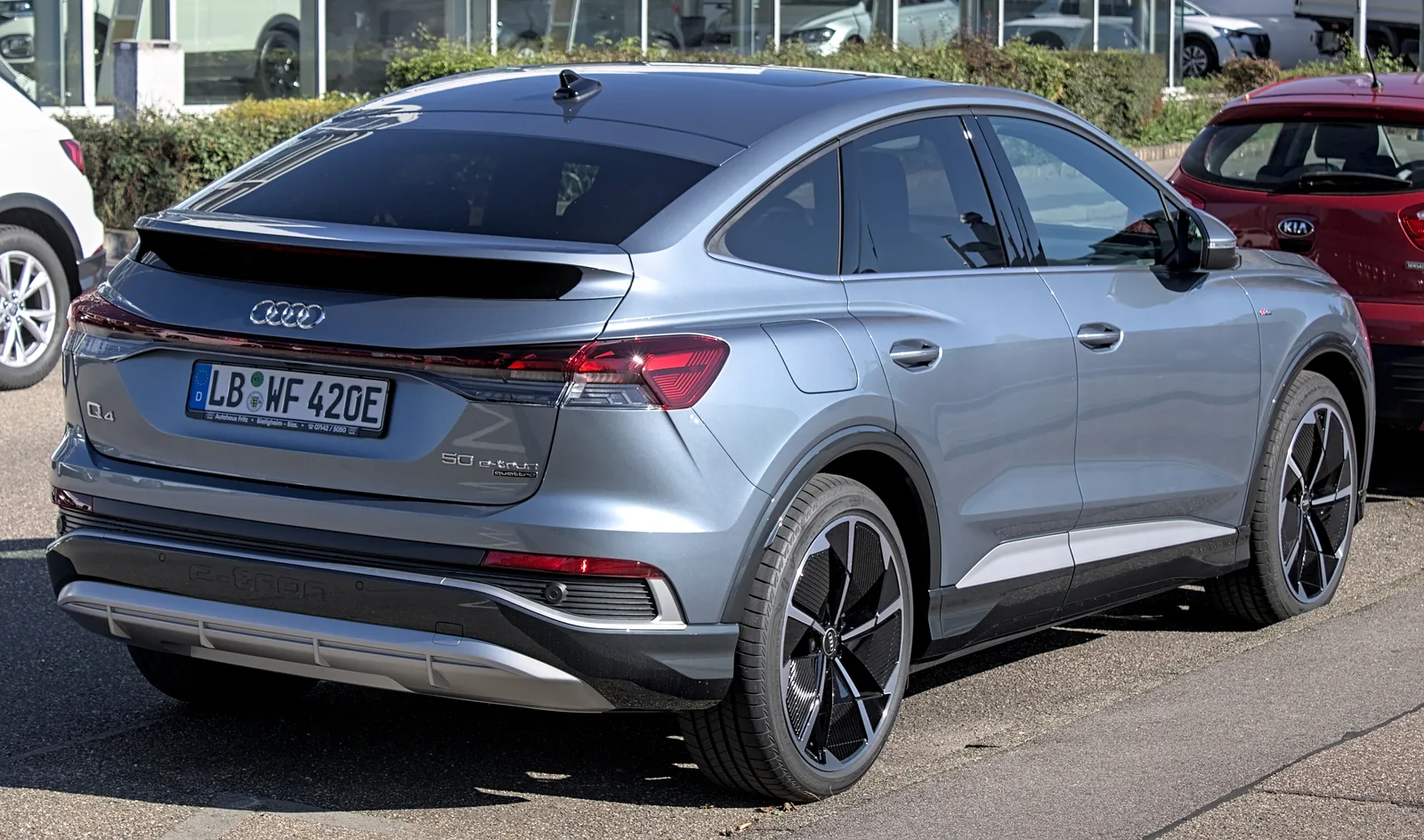 Q4 Sportback e-tron