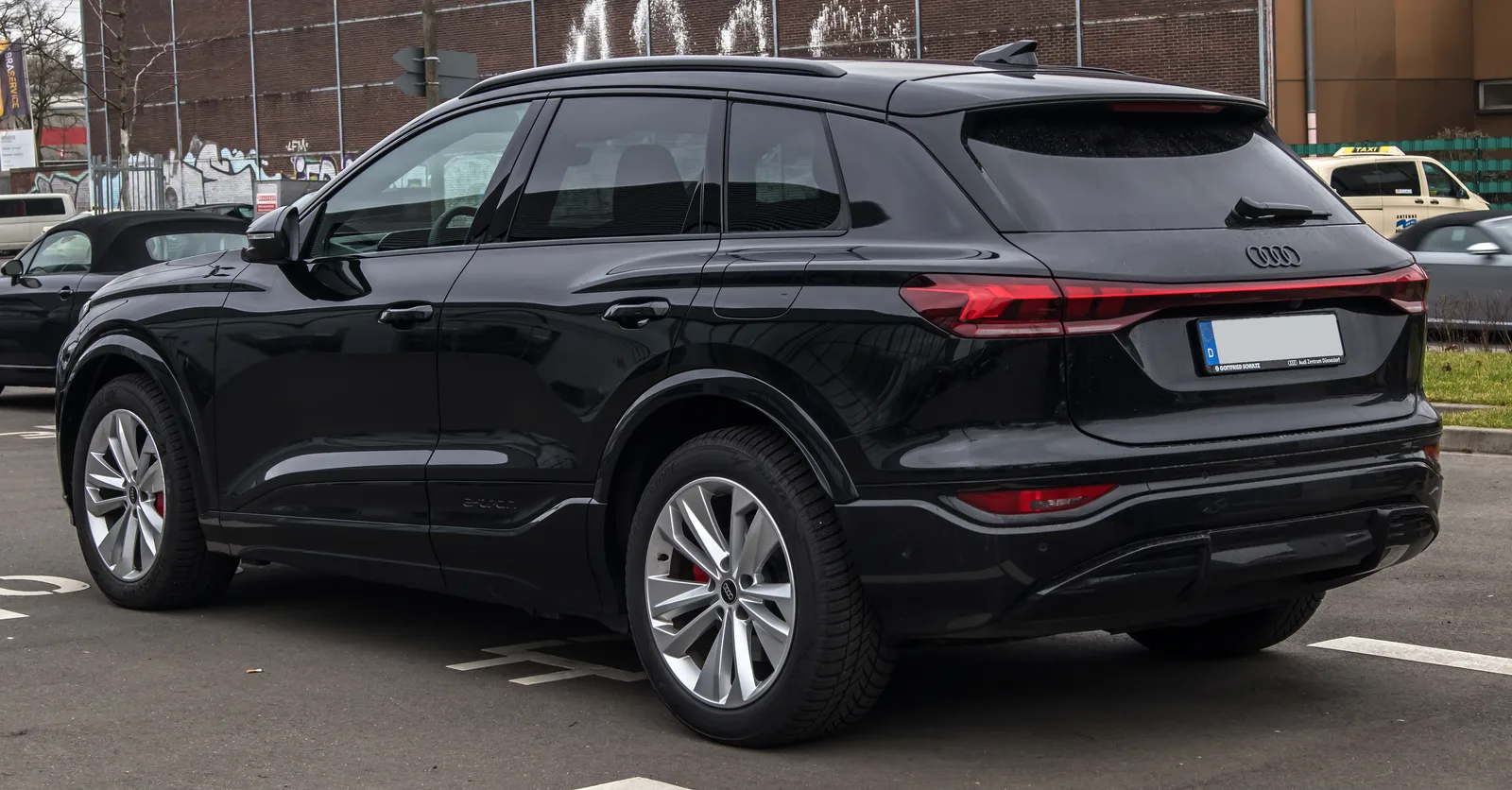 Q6 e-tron