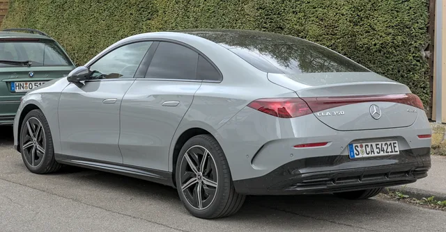 File:Mercedes-Benz C174 350 4Matic DSC 8536.jpg