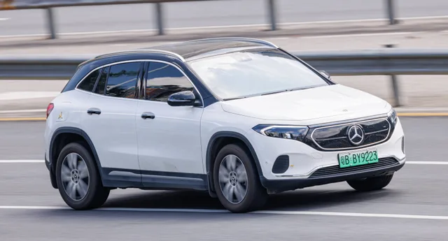 File:MERCEDES-BENZ EQA China.jpg