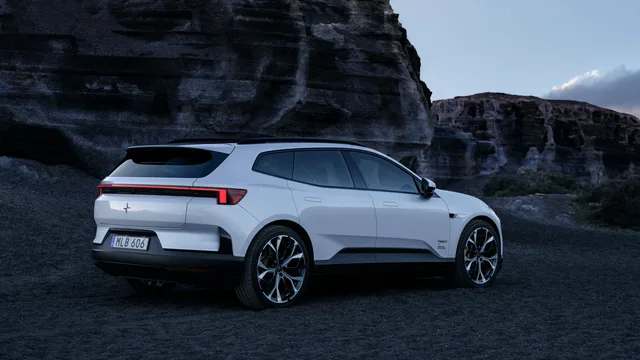 Polestar 4 SUV scenic (#5841)