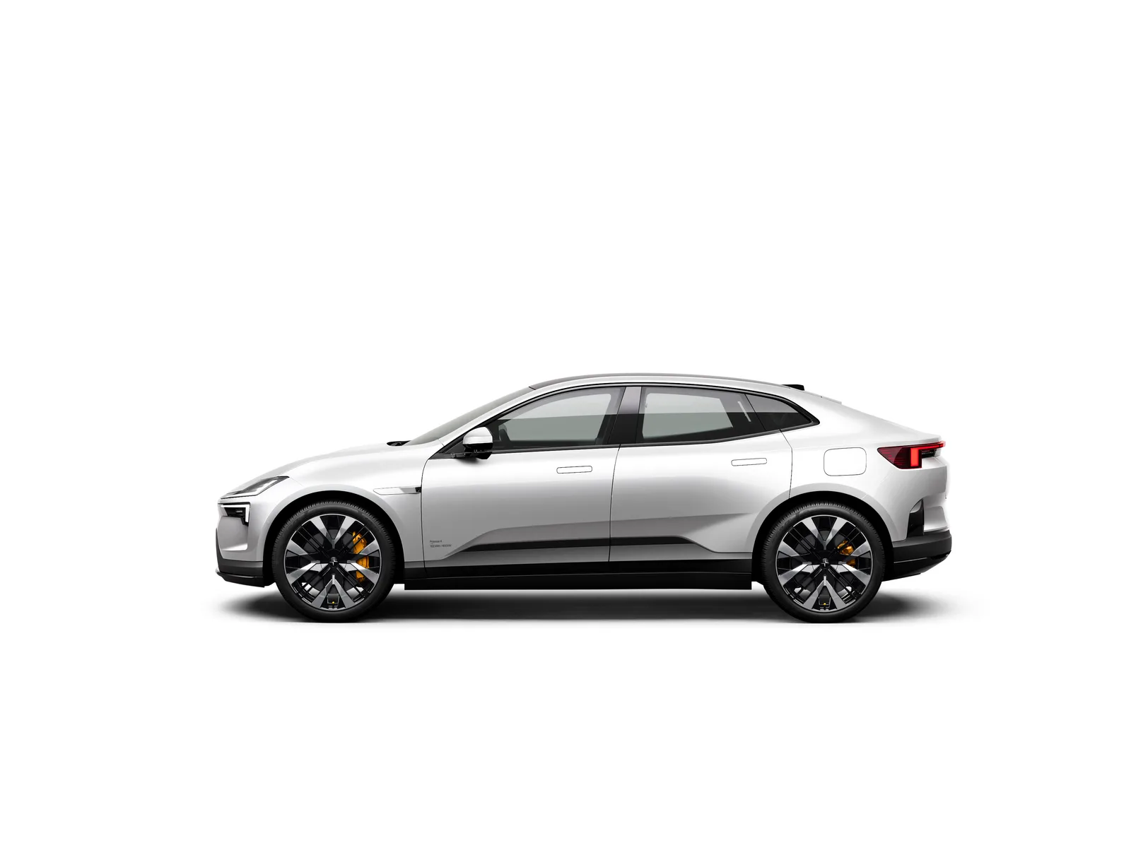 Polestar 4 i studieopstilling. Arkivfoto af den nuværende coupe-udgave, ikke den nye SUV-variant.