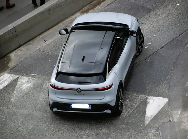 File:Renault Mégane E-Tech EV40 (2022) (52925380324).jpg