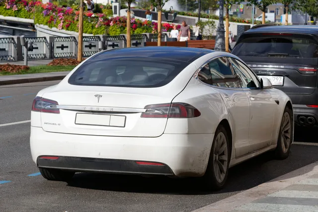 File:Moscow, Tesla model S, Aug 2025 02.jpg