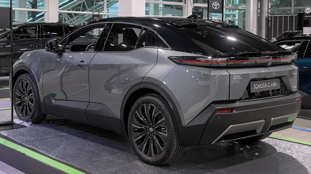 File:Toyota C-HR+ Auto Zuerich 2025 DSC 3053.jpg