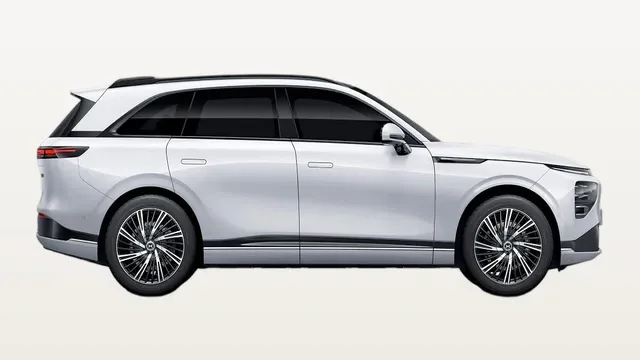 Xpeng G9